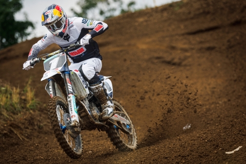 Kay De Wolf of The Netherlands and Nestaan Husqvarna Factory Team competes during the FIM MXGP Motocross World Championship in Loket, Czech Republic on July 26, 2025. // Samo Vidic / Red Bull Content Pool // SI202507271625 // Usage for editorial use only //